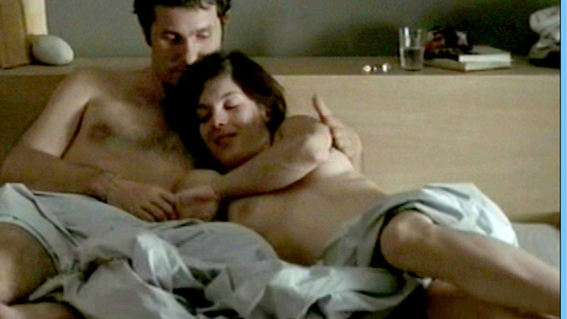 Nudes of Frédérique from Frédérique amoureuse. Breasts, black hair, couple. 621714