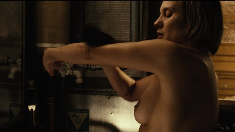 Nudes of Dahl from Riddick. Breasts, brunette, getting dressed. 732510
