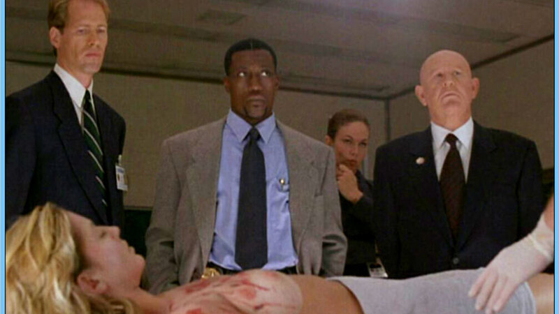 Carla Town from Murder at 1600 Naked. Breasts, blonde, bloody. 575723