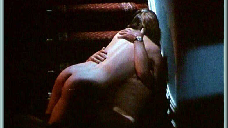 Gosia Dobrowolska Nude in Golden Braid. Butt, back exposed, brunette. 638962