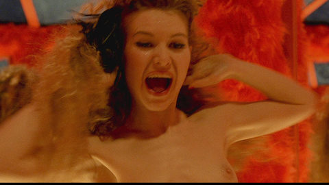 Isis Peyrade in Amélie (2001) Breasts Blonde Breasts 699091