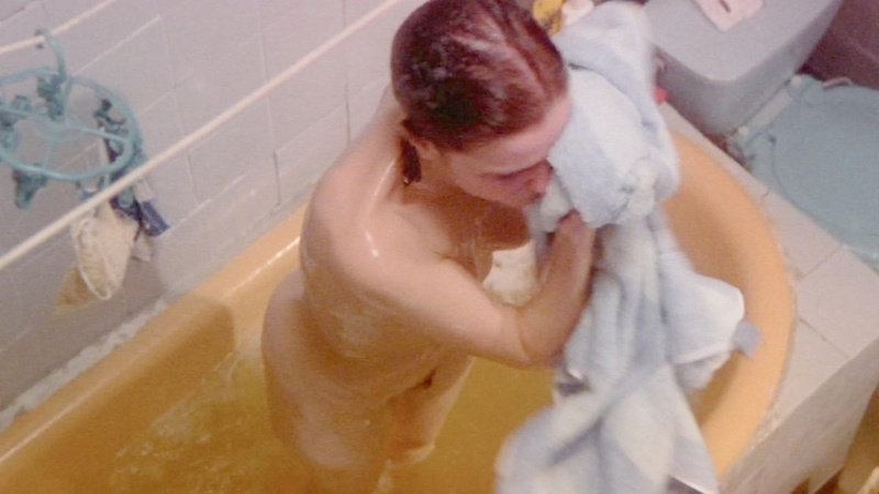 Nudes of Billy Hughes from Mute Witness. Breasts, Bush, hairy bush, in bathtub. 599286