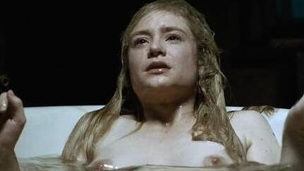Julia Jentsch Nude in Effi Briest. Breasts, bathtub, blonde. 672916