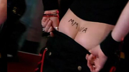 Avril Lavigne Naked in Much Music Video Awards. Butt, flashing butt, nude. 670417