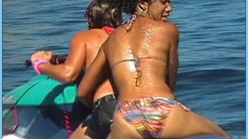 Sexiest Rhoda Jordan Scene in Aquanoids. Bikini, Black, SFW. 610717