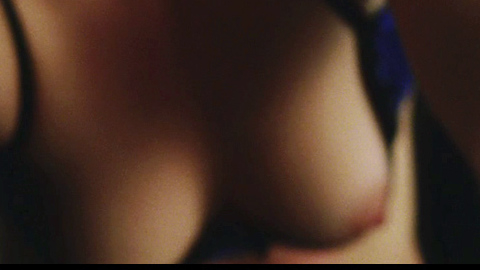Kim Poirier in Dawn of the Dead (2004) Breasts Breasts Nude 695553