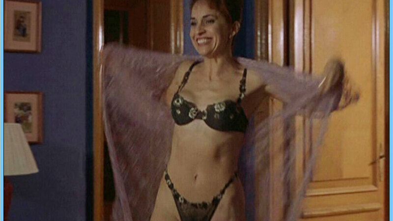 Hottest Ágata Scenes. Underwear, black bra, black panties. 611853