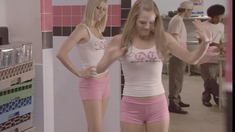 Maggie Lawson in Still Waiting... (2009) Sexy Blonde Midriff 695062