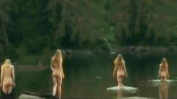 Bernadette Heerwagen Naked in Der Schandfleck. Butt, back exposed, blonde. 597415