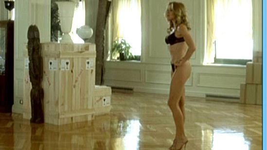 Hottest Claudia Gerini Scene in Desafinado. Underwear, SFW, black bra. 593822