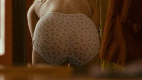 Elizabeth Banks in Zack and Miri Make a Porno (2008) Underwear Bent Over Coffee Shop 735531