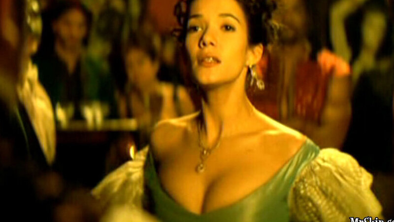 Sexiest Scenes of Cécile from Il ne faut jurer de rien. Sexy, SFW, breasts popping out. 633245