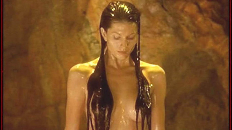 The Lost World's Sexiest Scenes with Simmone Jade Mackinnon. Sexy, hair covering breasts, long hair. 656346