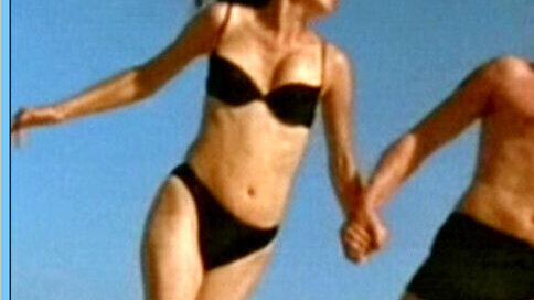 Kubaner küssen besser's Sexiest Scenes with Andrea Cleven. Bikini, SFW, beach. 584928