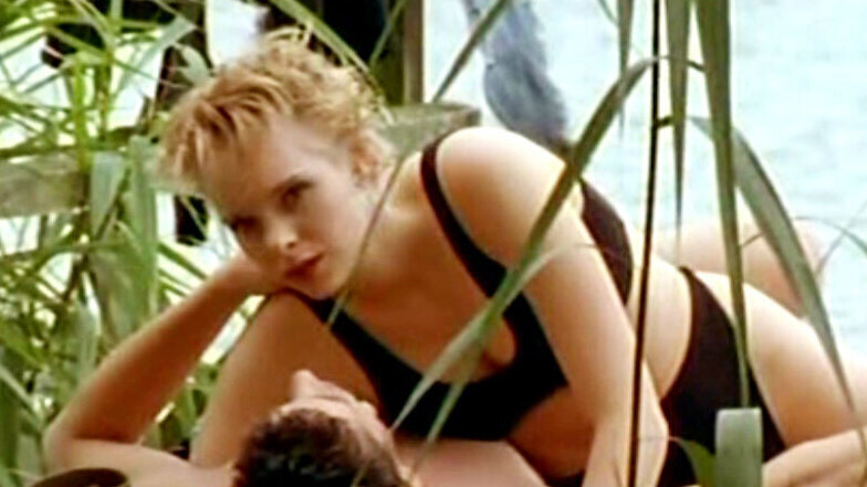 Die Schule am See's Sexiest Scenes with Jenny-Marie Muck. Underwear, SFW, black bra. 655356