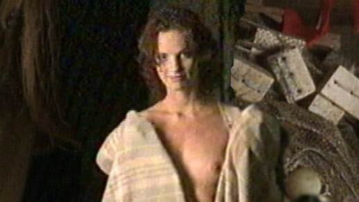 Nina Ritter from Nina - Vom Kinderzimmer ins Bordell Naked. Breasts, back exposed, brunette. 714233