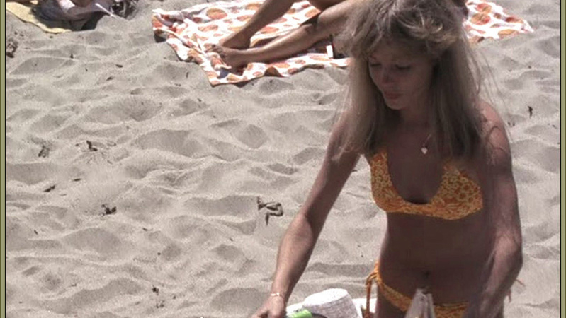 Sexiest Sally Scenes. Bikini, SFW, beach. 580120