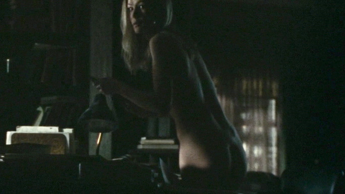 Rosamund Pike Naked in Fugitive Pieces. Sexy, Butt, back exposed, blonde. 809173