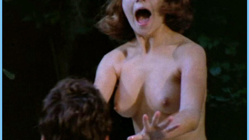 Nanette from Le sauveur Naked. Breasts, brunette, couple. 621677