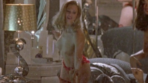 Victoria Bastel in Romeo Is Bleeding (1994) Breasts Underwear Blonde Breasts 774368