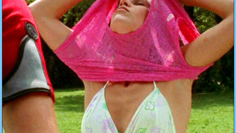 Sexiest Birthe Wolter Scene in Schulmädchen. Bikini, SFW, pink shirt. 605443