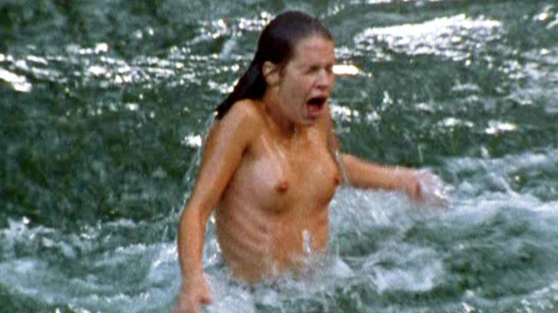 Birthe Wolter Nude as Laura. Breasts, brunette, nude. 605444