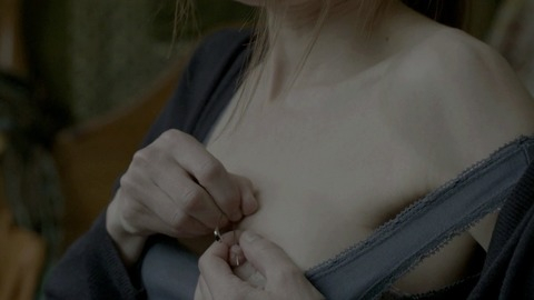 Shirley Henderson in Southcliffe (2013) Breasts Prosthetic Breasts Brunette 754561