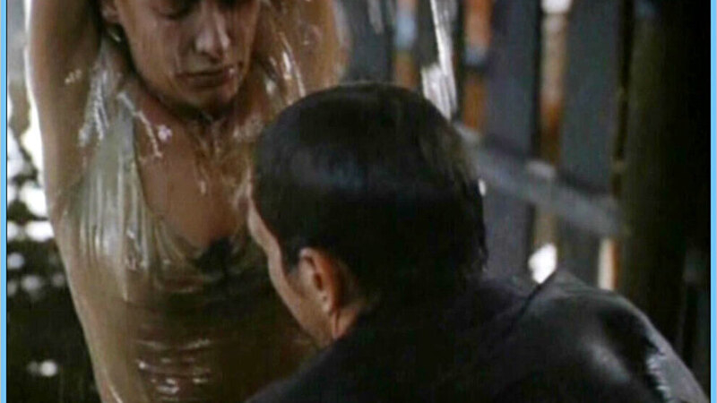 Der Tote Taucher im Wald's Sexiest Scenes with Niki Greb. Sexy, cleavage, hanging. 623430