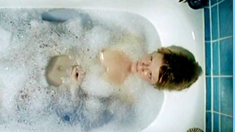 Karoline Schuch Naked as Sarah. Breasts, bathtub, brunette. 639561