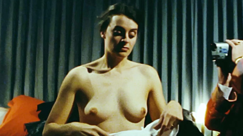 Helen Hopkins Naked in Sensitive New-Age Killer. Breasts, being filmed, black hair. 603745
