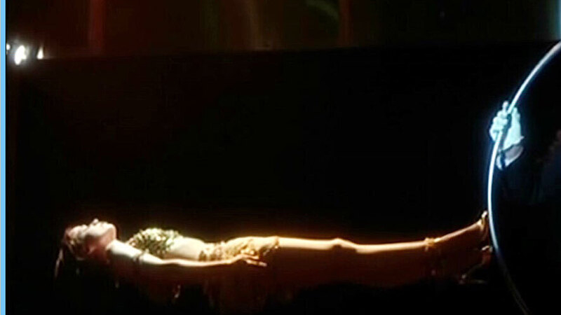 Hottest Sonja Kerskes Scene in Der grosse Bagarozy. Sexy, SFW, gold bikini top. 603572
