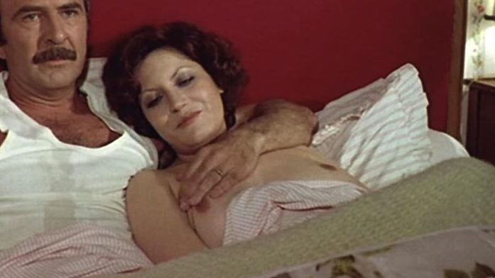 Andréa Ferréol Naked as La cliente au portrait. Breasts, black hair, couple. 605697
