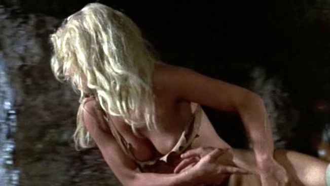 Evelyne Kraft Naked in The Mighty Peking Man. Breasts, blonde, cleavage. 537685