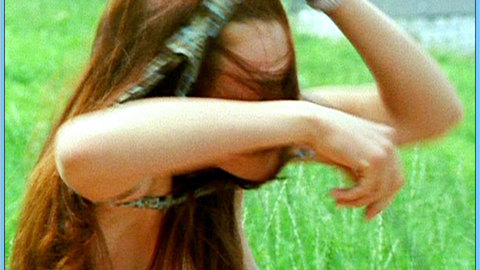 Wolke Hegenbarth in Freundinnen und andere Monster (1998) Breasts Breasts Getting Dressed 576823
