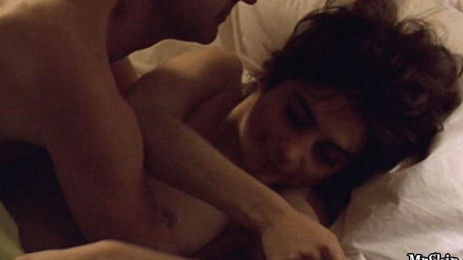 Liza Walker Nude as Kim. Breasts, brunette, couple in bed. 583532