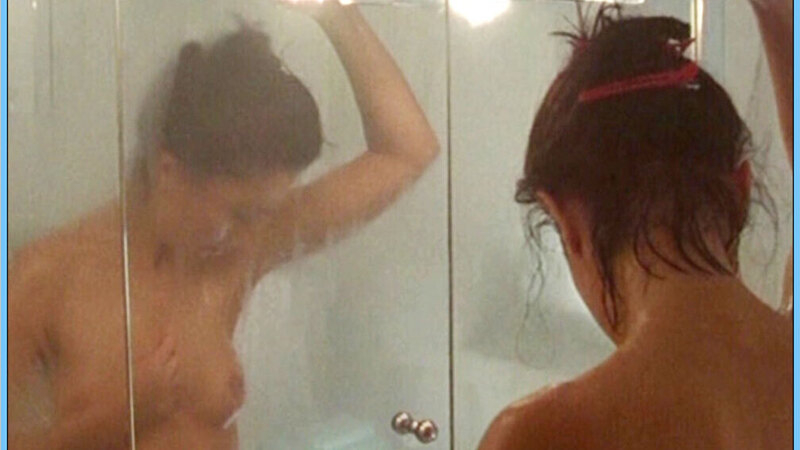 Nudes of Laura Waldner from Die Geliebte. Breasts, black hair, in mirror. 656124