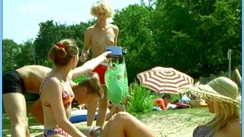 Beatrice Manowski in Und tschüss! (1995) Breasts Beach Blonde 656394