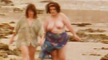Tracy Korsten Naked as Wendy. Breasts, bbw, beach. 597297
