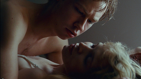 Karoline Herfurth in The Reader (2008) Breasts Blonde Breasts 672667