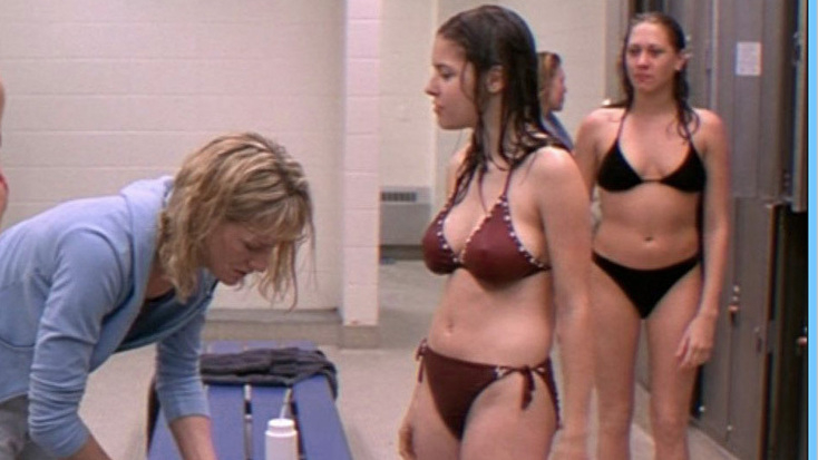Hottest Sarah Lind Scene in Punch. Bikini, Locker Room, SFW. 607304