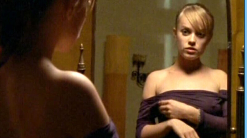 Sexiest Friederike Kempter Scene in Beach Boys - Rette sich wer kann. Sexy, blonde, hair in bun. 607849