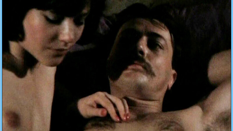 Janina Hartwig Naked in Der Staatsanwalt hat das Wort. Breasts, black hair, couple in bed. 652975