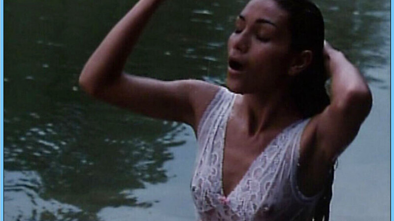 Sexiest Scenes of Flor from Vagabunda. Sexy, breasts through wet shirt, brunette. 539165