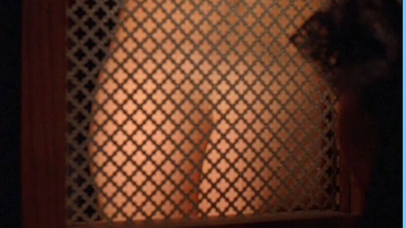 Jessica Boehrs Naked in EuroTrip. Butt, butt through screen, confession. 551593