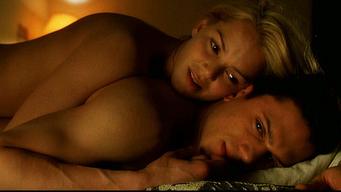 Jacinda Barrett in The Human Stain (2003) Sexy Bed Blonde 717844