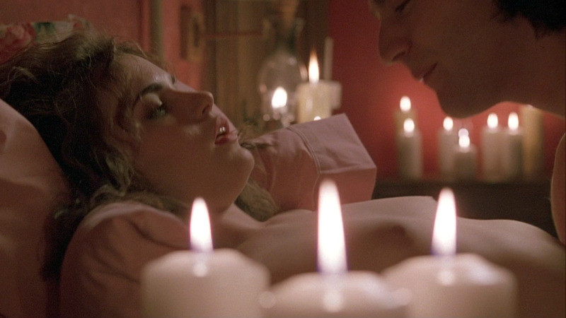 Nudes of Beth from Halloween: The Curse of Michael Myers. Breasts, brunette, couple. 791460