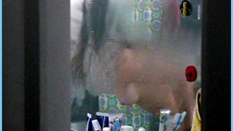 Laura-Charlotte Syniawa Naked as Frederike Wehmeyer. Breasts, black hair, left breast. 600951