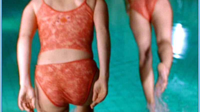 Hottest Melanie Wichterich Scene in Besser als Schule. Bikini, in water, midriff. 611960