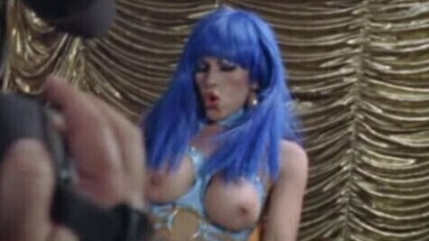 Patricia Muñoz Naked in Sexo, amor y otras perversiones. Breasts, being filmed, big breasts. 649303