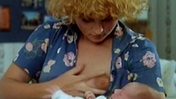 Pauline alias Pomme from L' une chante, l'autre pas Naked. Breasts, baby, big areolas. 536213
